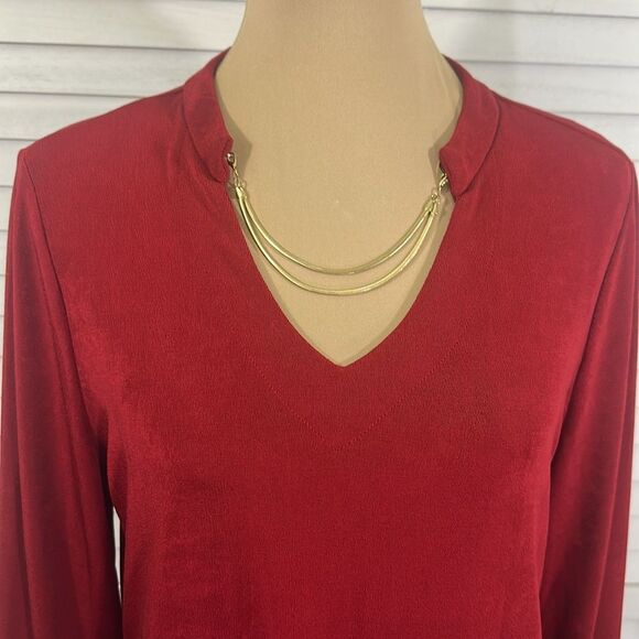 Travelers By Chico's Top Size 1 (8) Emerald Red NWOT - Picture 4 of 16
